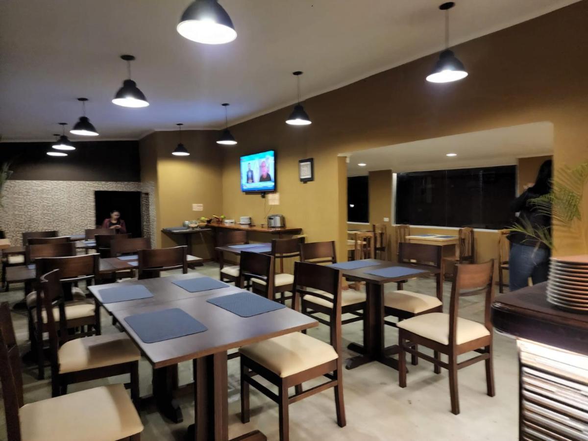Hotel Bl Пуерто Игуасу Екстериор снимка